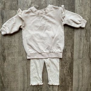 Gap baby cream sweater set. Size 3-6 months.